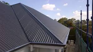Best Roof Moss and Algae Removal  in Colonial Heights, VA